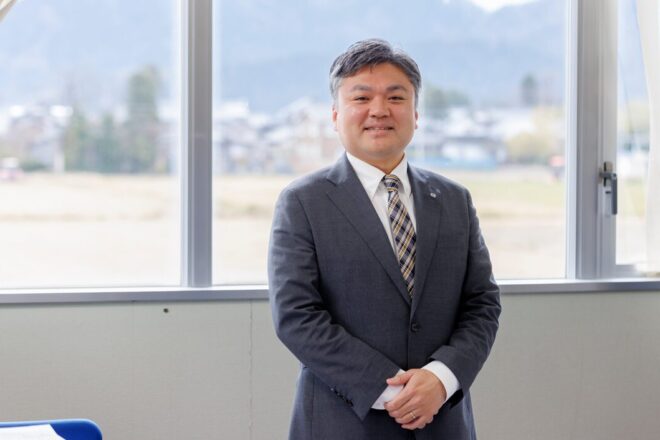 サービス業特有の業務内容に明確な評価基準を設け、組織の成長基盤づくりに成功